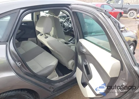 2014 Ford Focus Se from USA, damaged, VIN 1FADP3F28EL136914